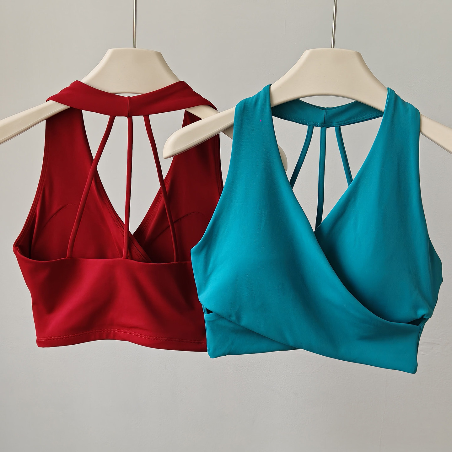 All-in-one Cross V-neck Sports - đánh giá và giá Pilates Yoga One